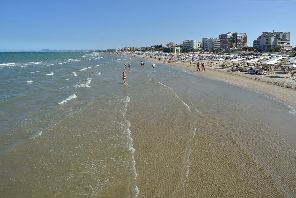 Hotel Bel Sit Senigallia Zewnętrze zdjęcie